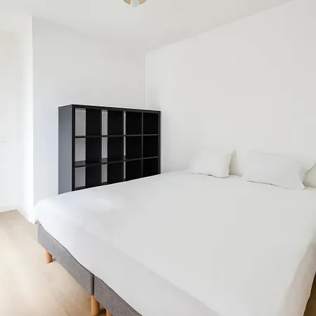 Balcon Sur Docks - 4 Lits - 4 Beds